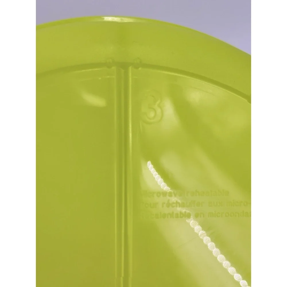 Tupperware 3284C-1 Green & Yellow Crystal Wave 3‎ Triple Divided Bowl Vented NEW